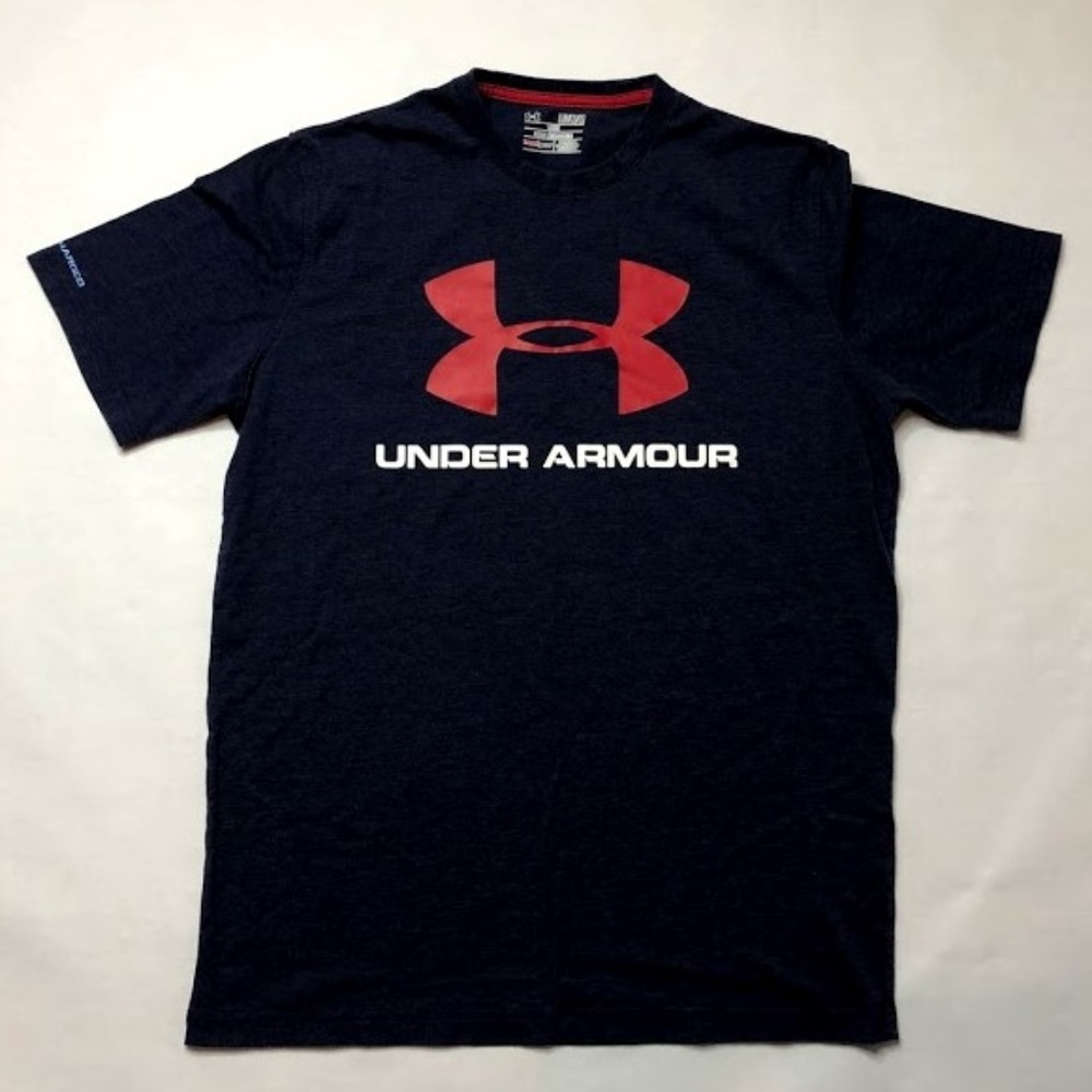Blue Under Armour Shirt Size (M)